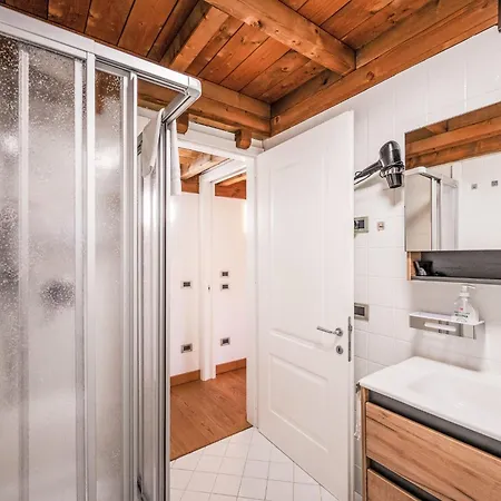 Aly D'angelo - Im Turm By Interhome Apartamento Bardolino
