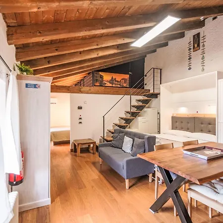 Aly D'angelo - Im Turm By Interhome Bardolino